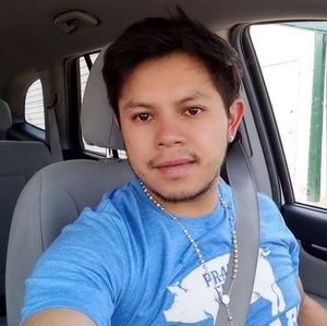 Meet your Posher, César